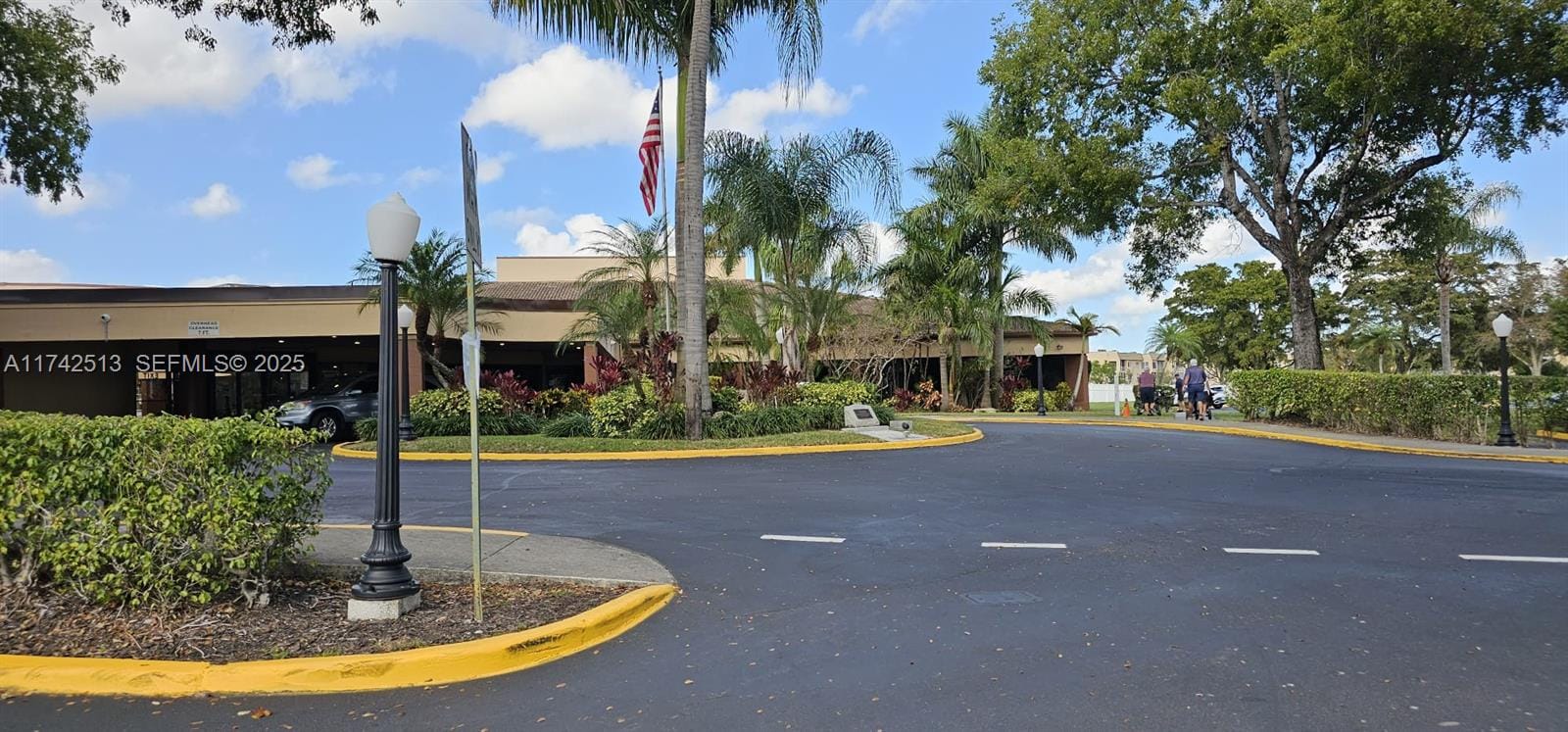 9380 Sunrise Lakes Boulevard 103, Sunrise, FL 33322 photo 21