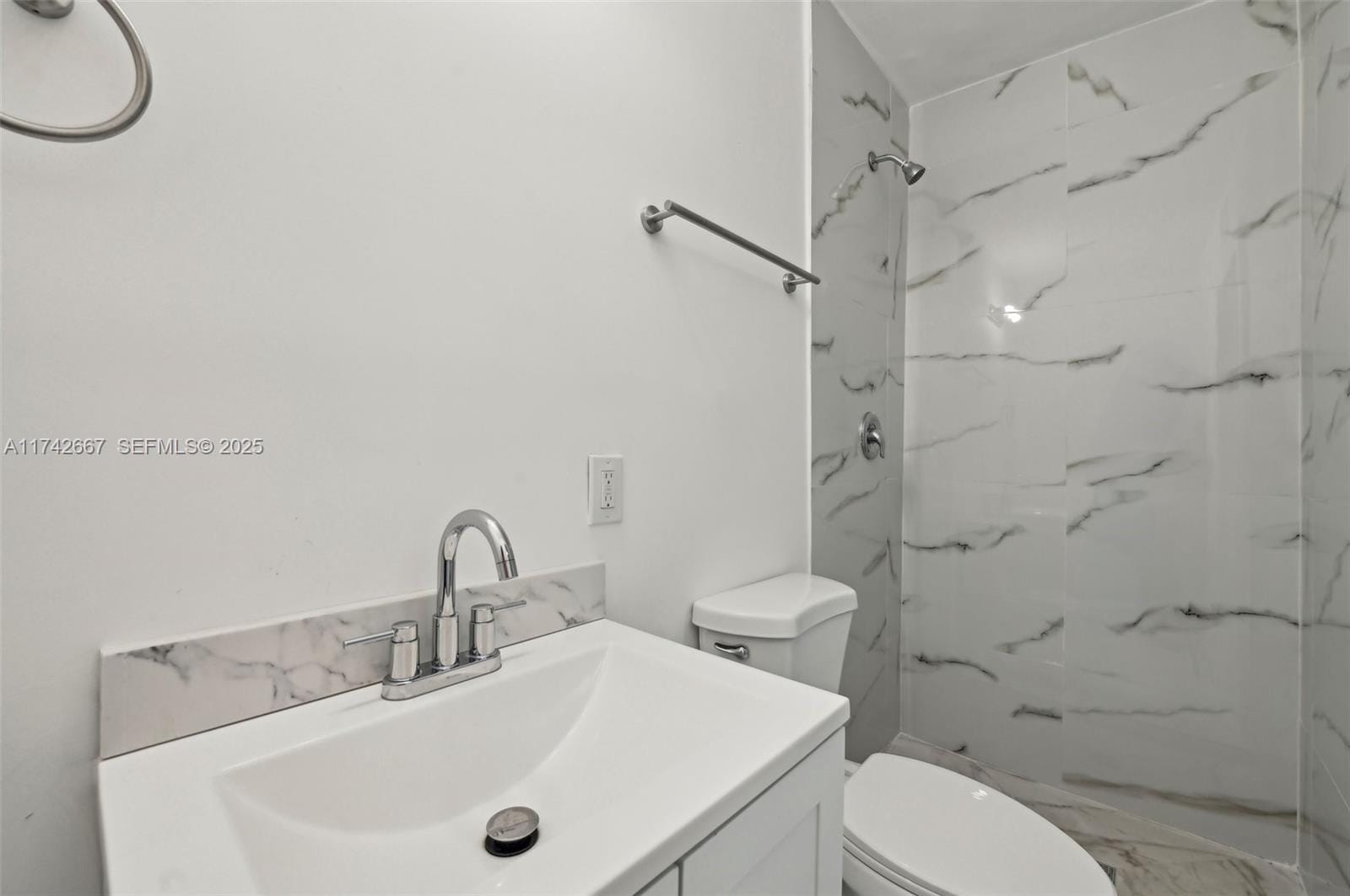 3061 NW 44th Street, Miami, FL 33142 photo 15