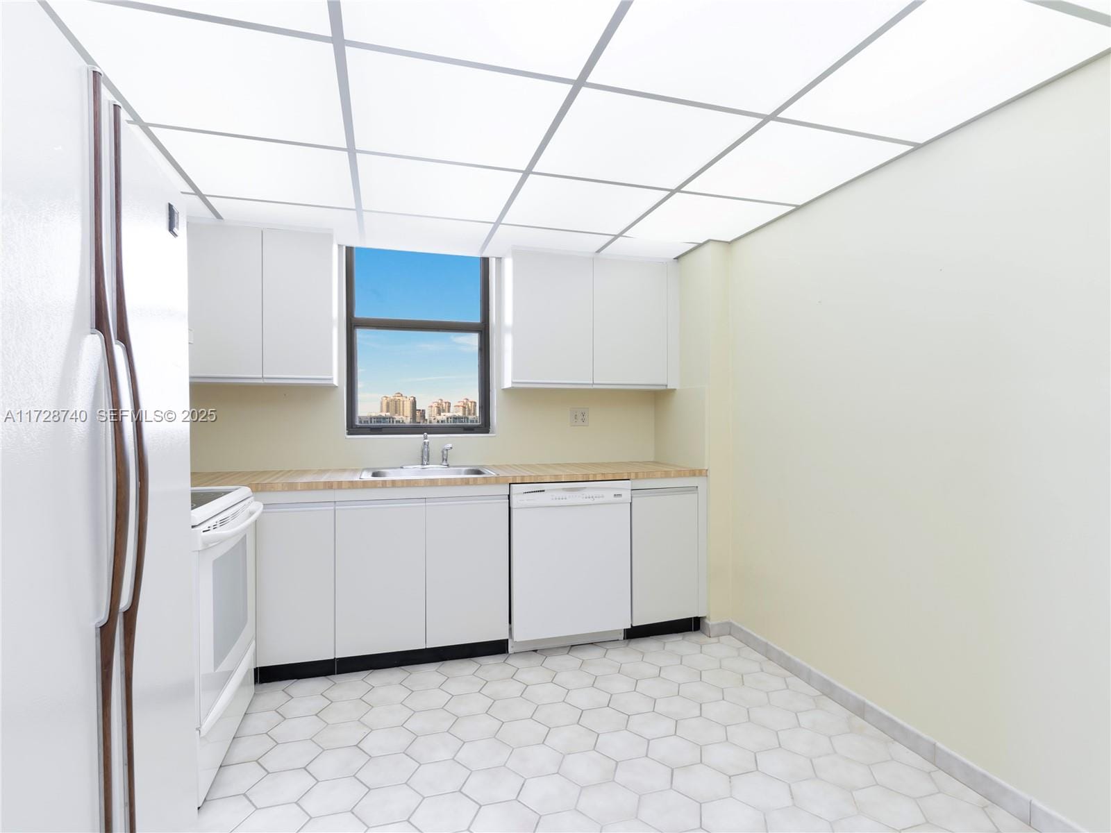 18181 NE 31st Court 1601, Aventura, FL 33160 photo 8