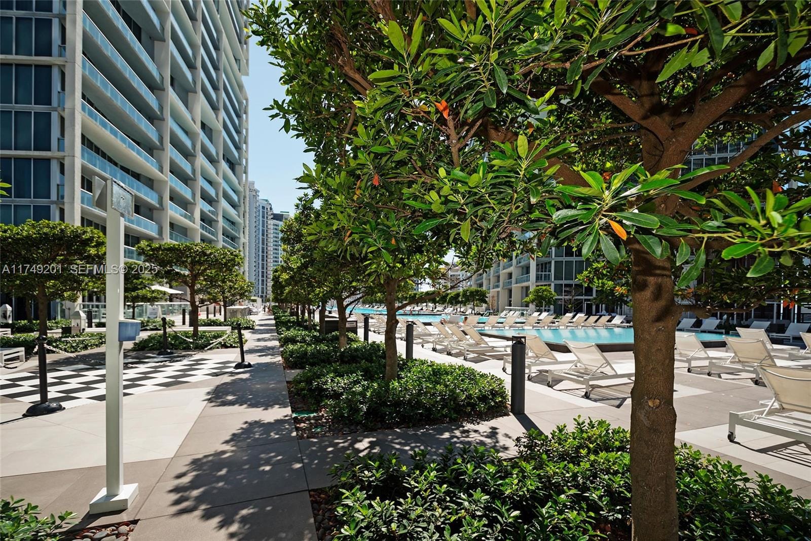 485 Brickell Avenue 2603 — photo 2