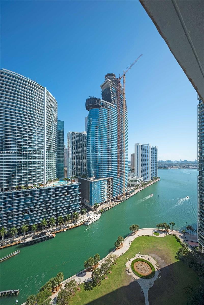 485 Brickell Avenue 2603 — photo 4