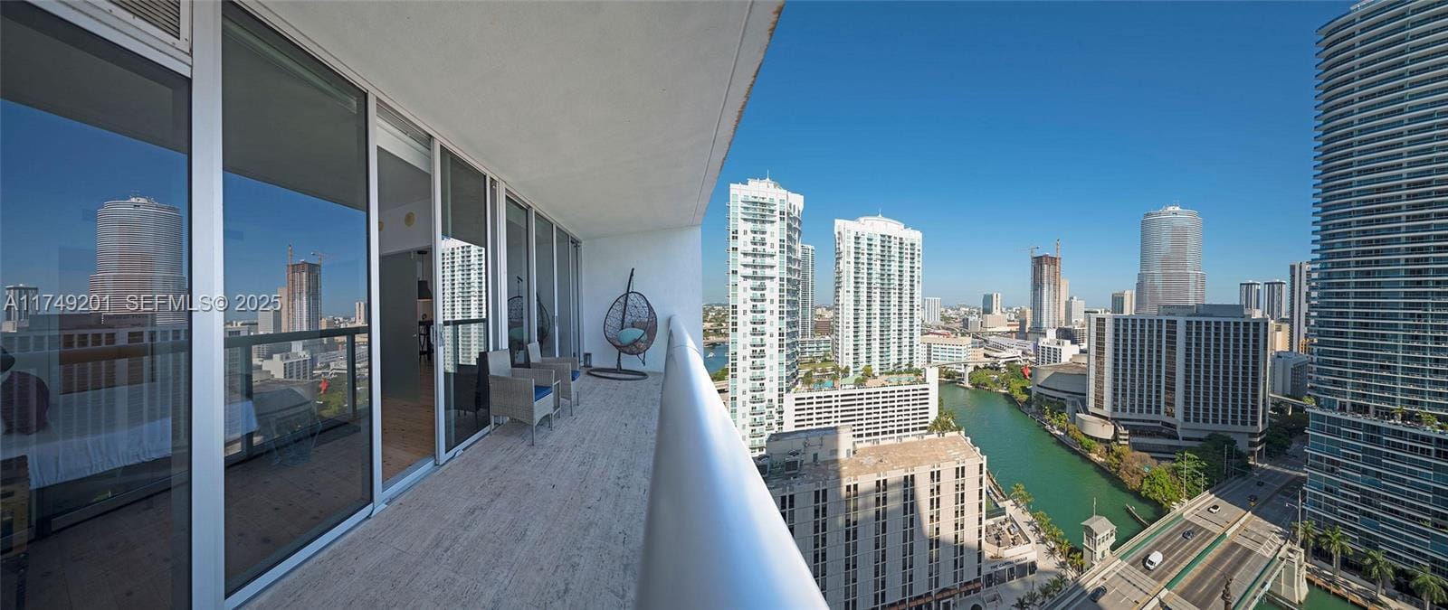 485 Brickell Avenue 2603 — photo 6