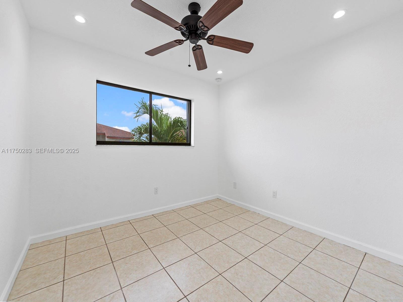 4365 W 12th Lane 7D — photo 12