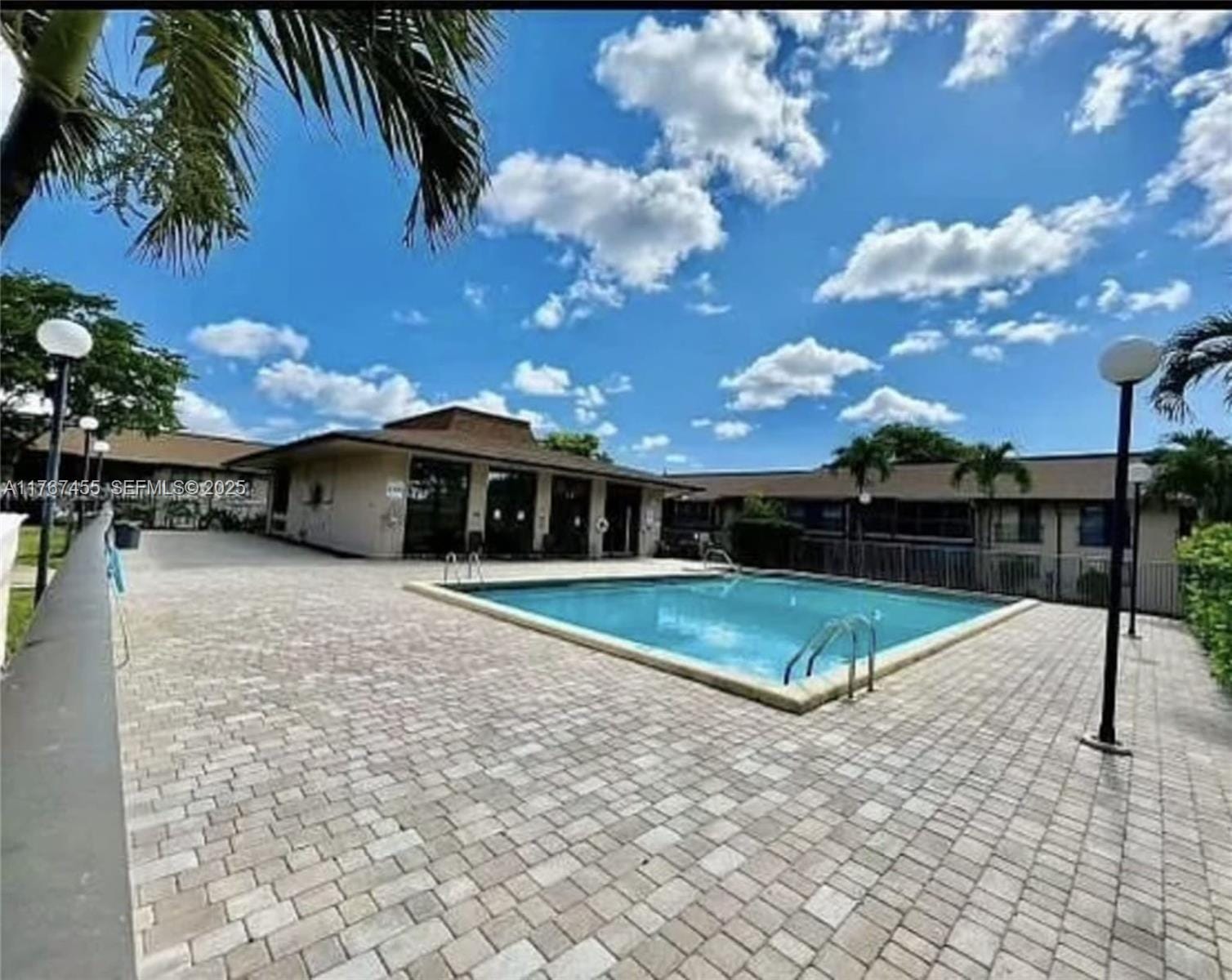 5773 Washington Street J21, Hollywood, FL 33023 photo 8