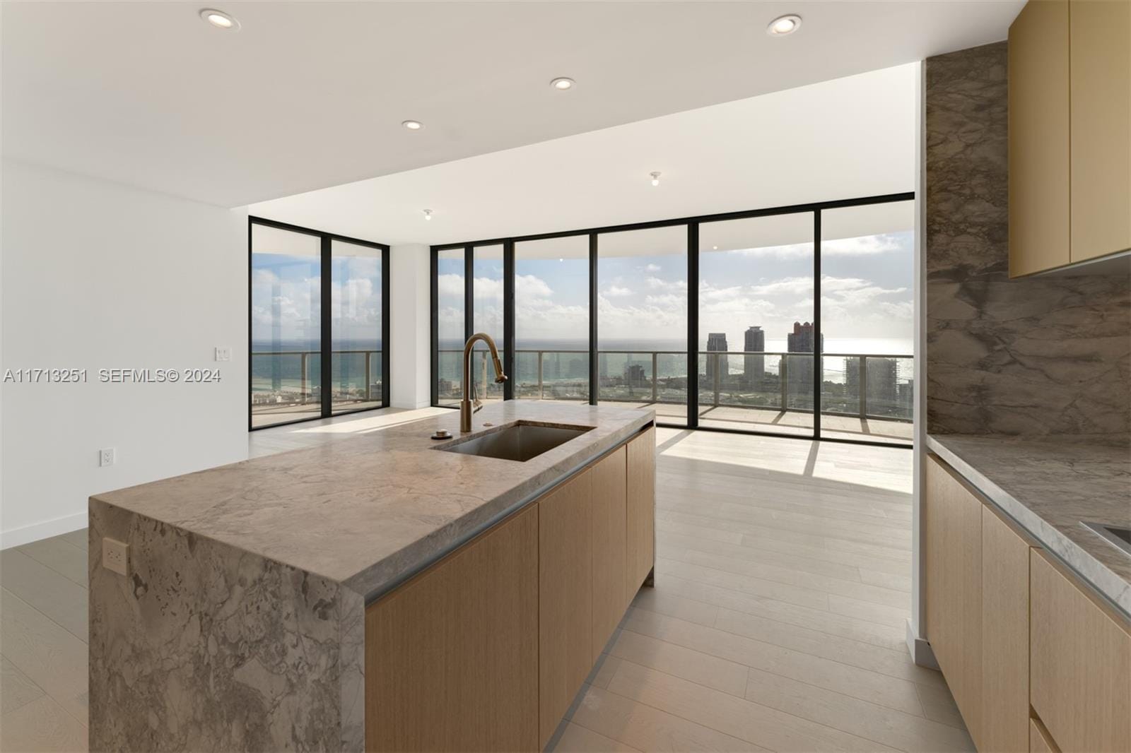 500 Alton Road 3901, Miami Beach, FL 33139 photo 15