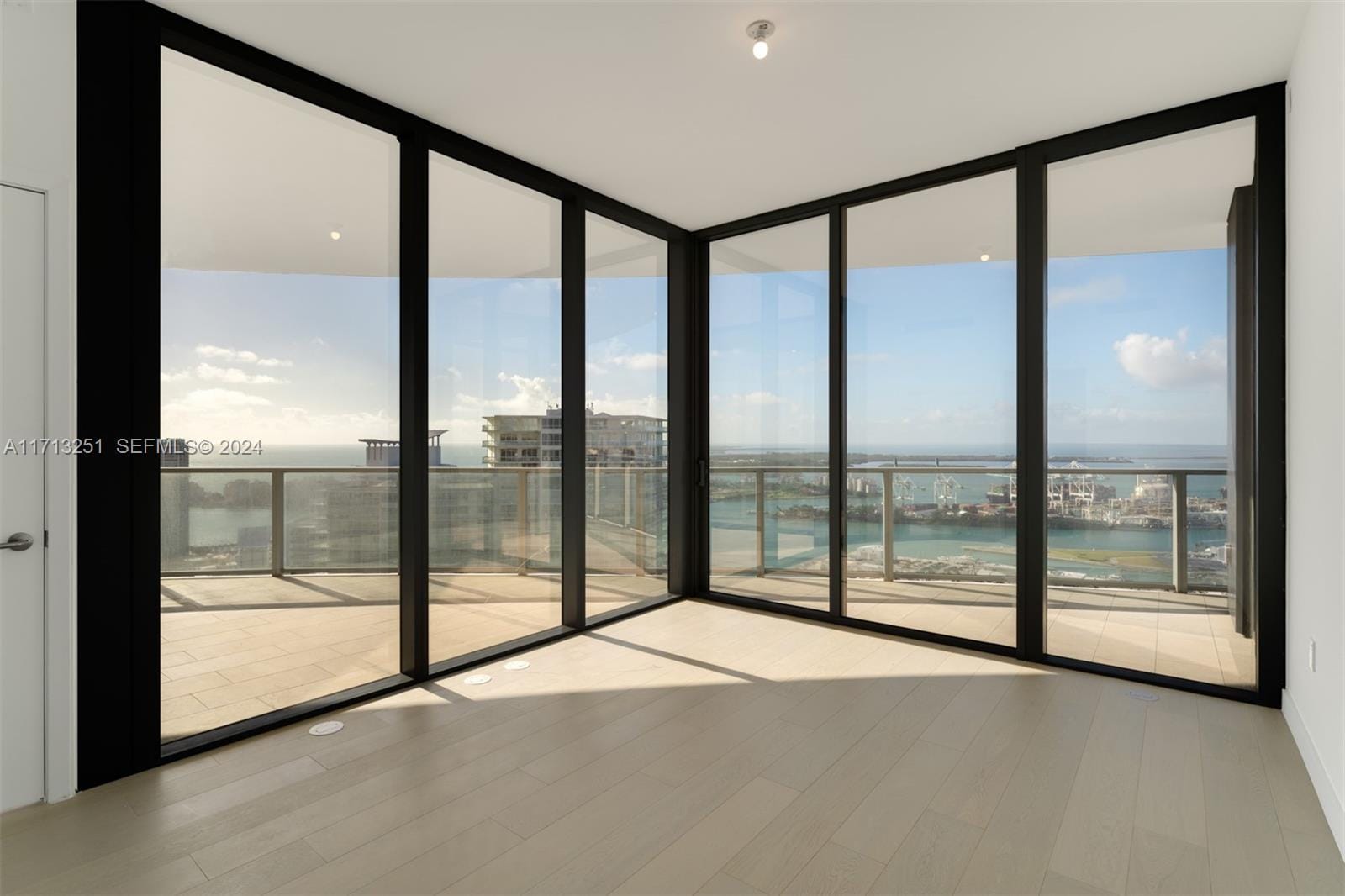 500 Alton Road 3901, Miami Beach, FL 33139 photo 17