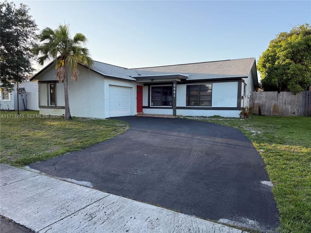 8441 NW 8th Street, sold in Westview Sec One Part Two, Pembroke Pines, FL