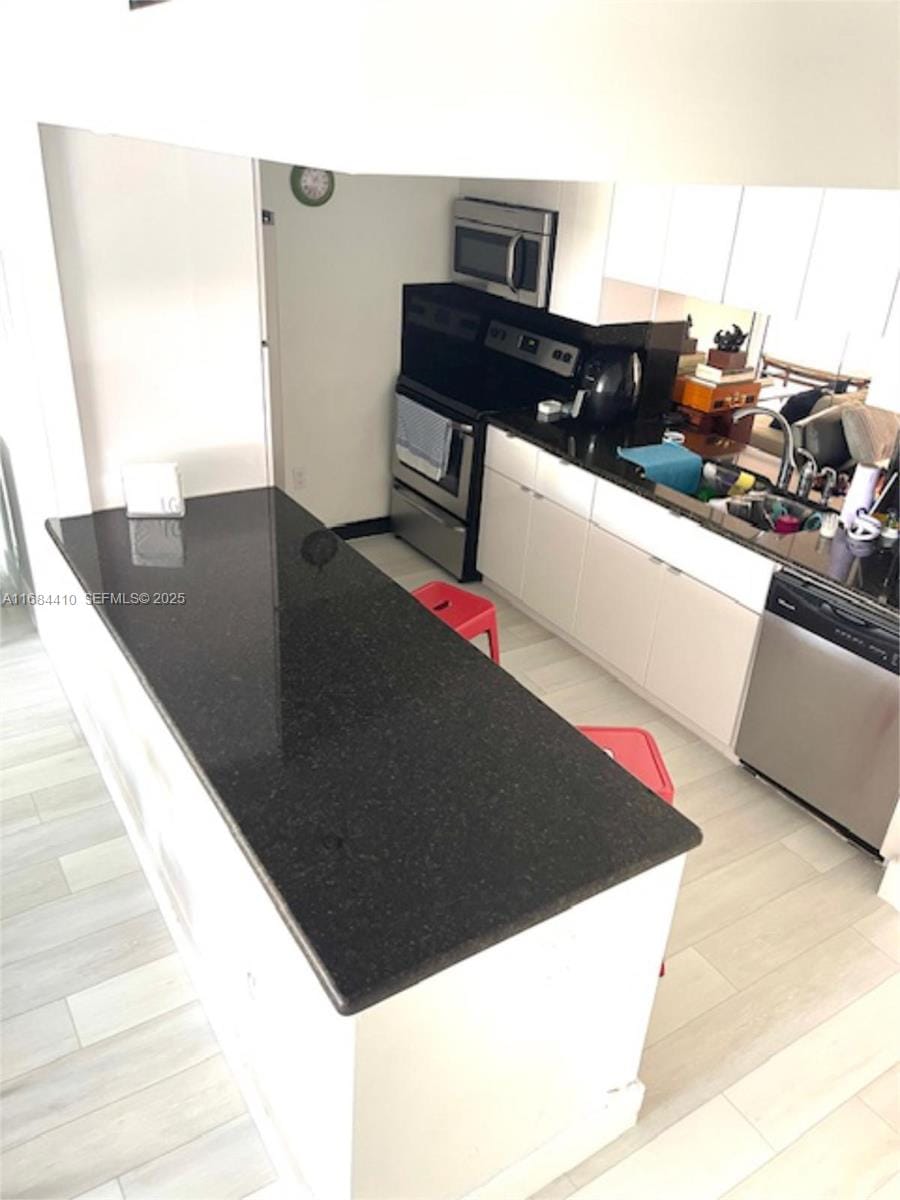 265 Grapetree Drive 108 — photo 12