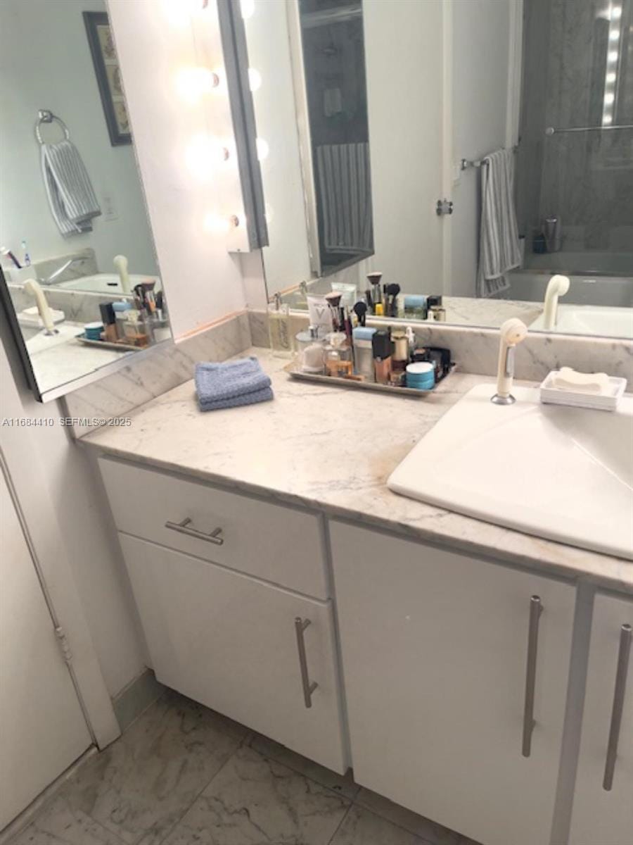 265 Grapetree Drive 108, Key Biscayne, FL 33149 photo 21