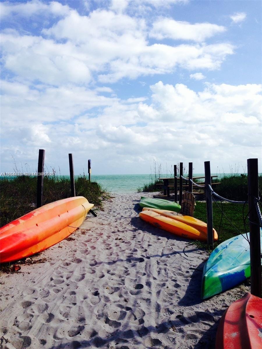 265 Grapetree Drive 108, Key Biscayne, FL 33149 photo 26