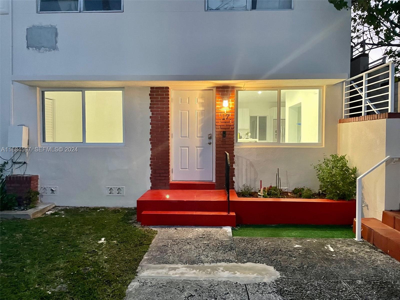 1201 Marseille Drive 17, Miami Beach, FL 33141, Miami Beach