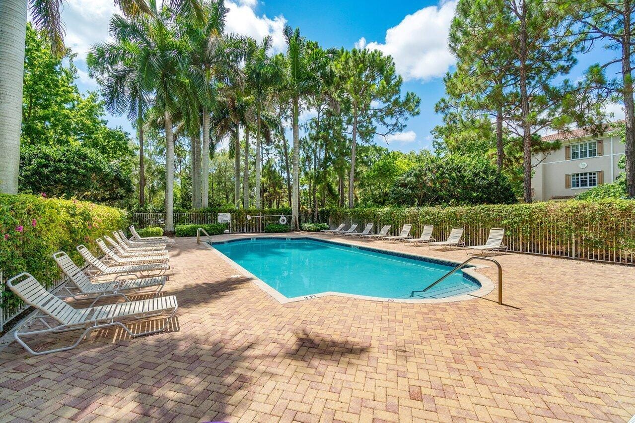 4775 Chancellor Drive 12, Jupiter, FL 33458 photo 13