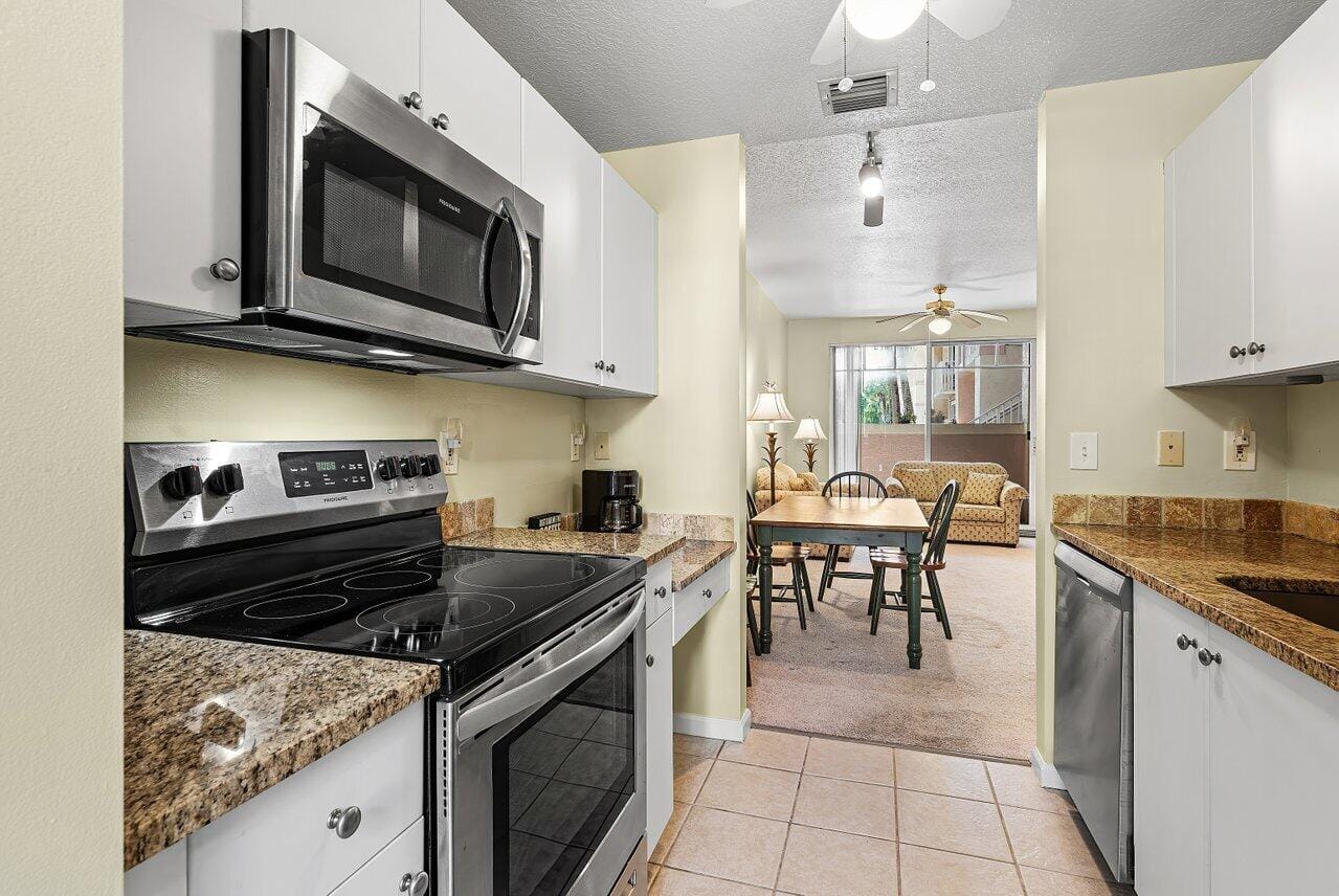 4775 Chancellor Drive 12, Jupiter, FL 33458 photo 4