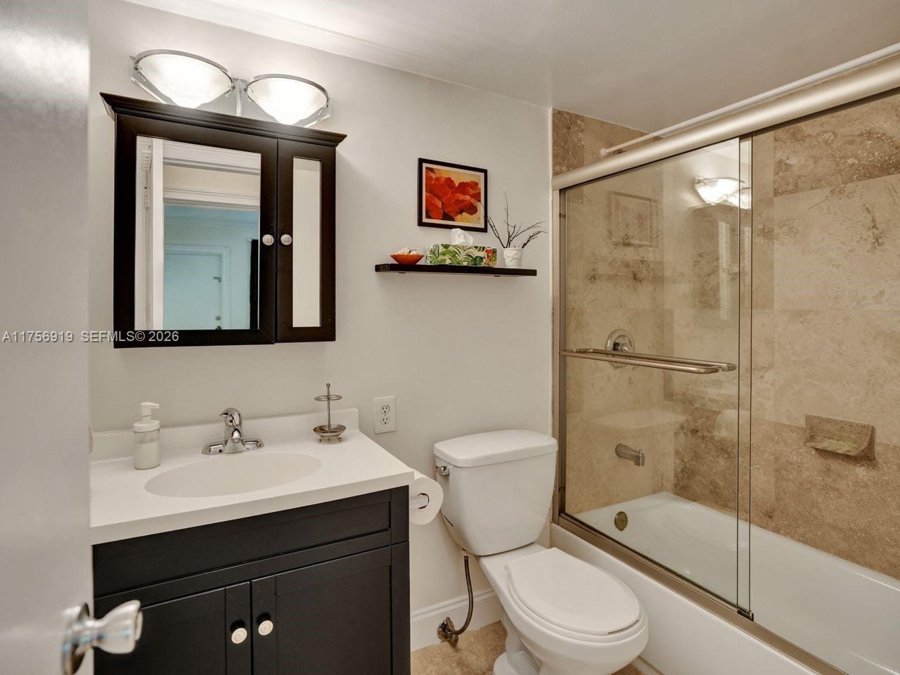 1900 NE 8th Court 306, Fort Lauderdale, FL 33304 photo 13