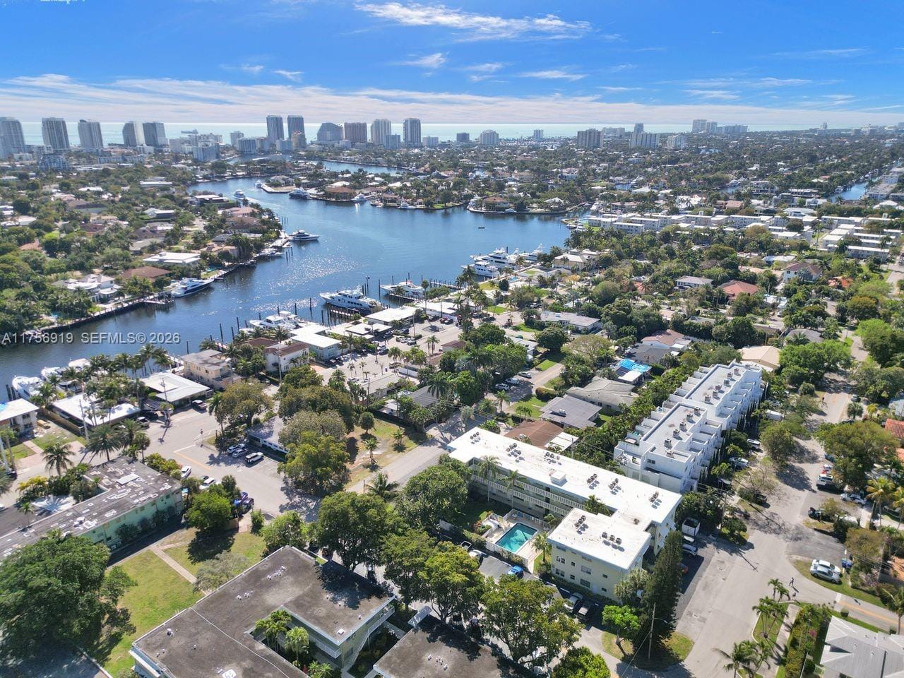 1900 NE 8th Court 306, Fort Lauderdale, FL 33304 photo 24