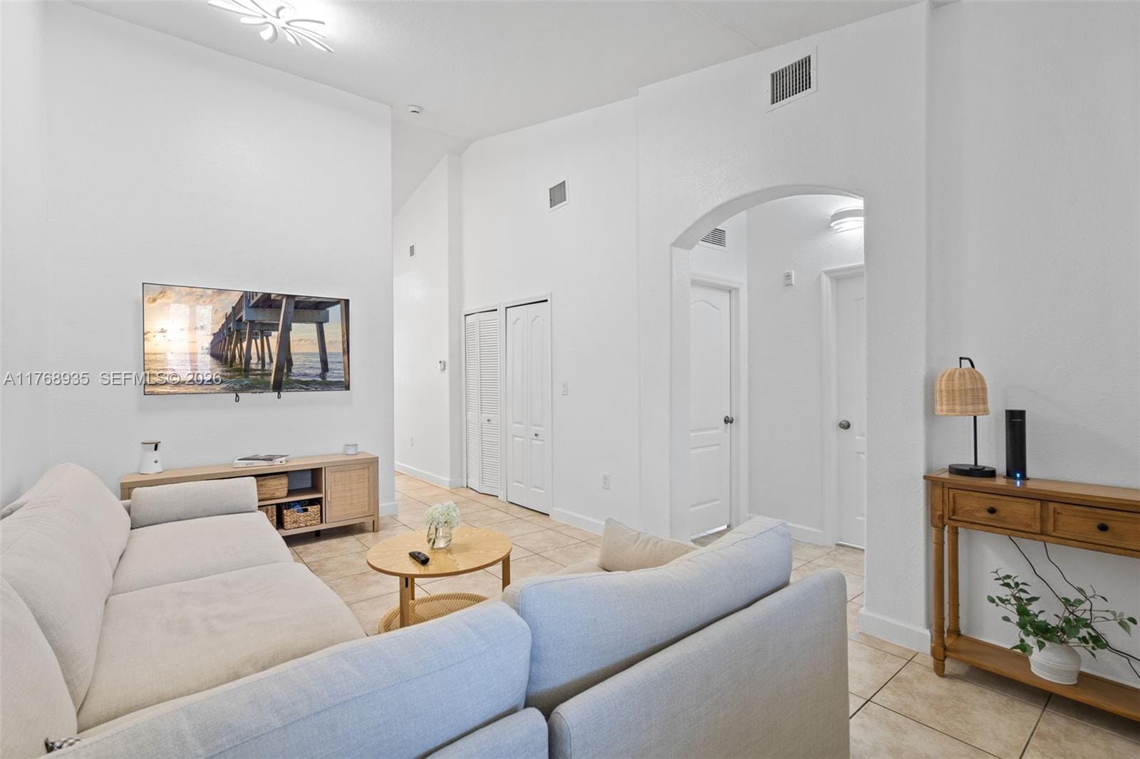 2731 SE 17th Avenue 211 — photo 4