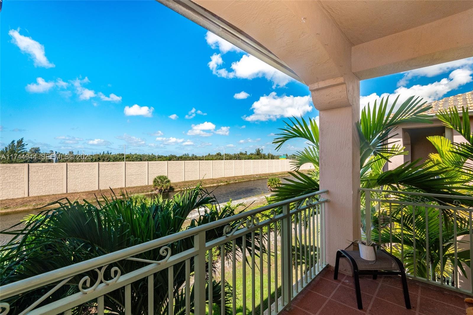6670 NW 114th Avenue 638, Doral, FL 33178 photo 2