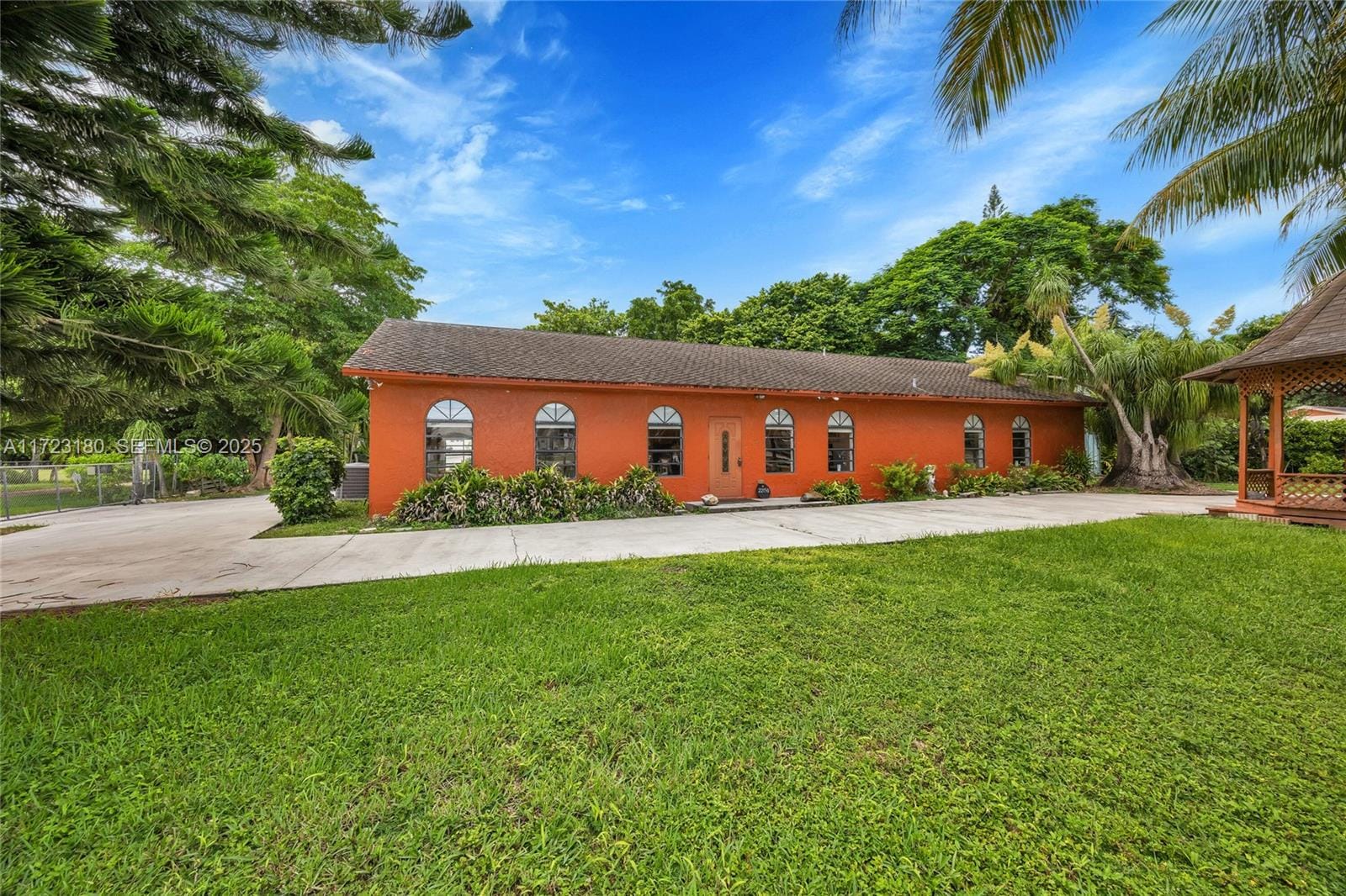 22150 SW 132nd Avenue, Miami, FL 33170 photo 3