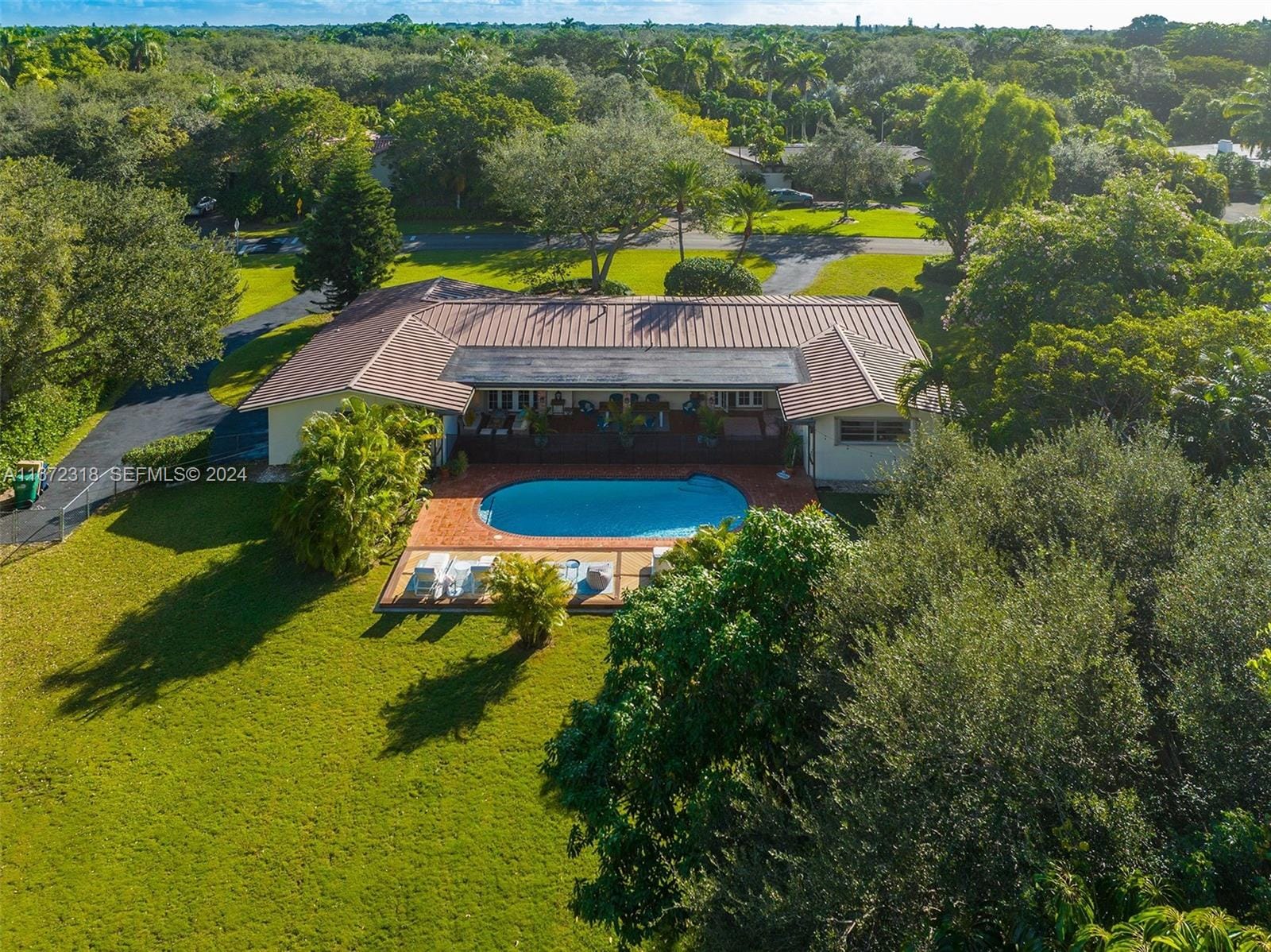 11420 SW 80th Road, Pinecrest, FL 33156