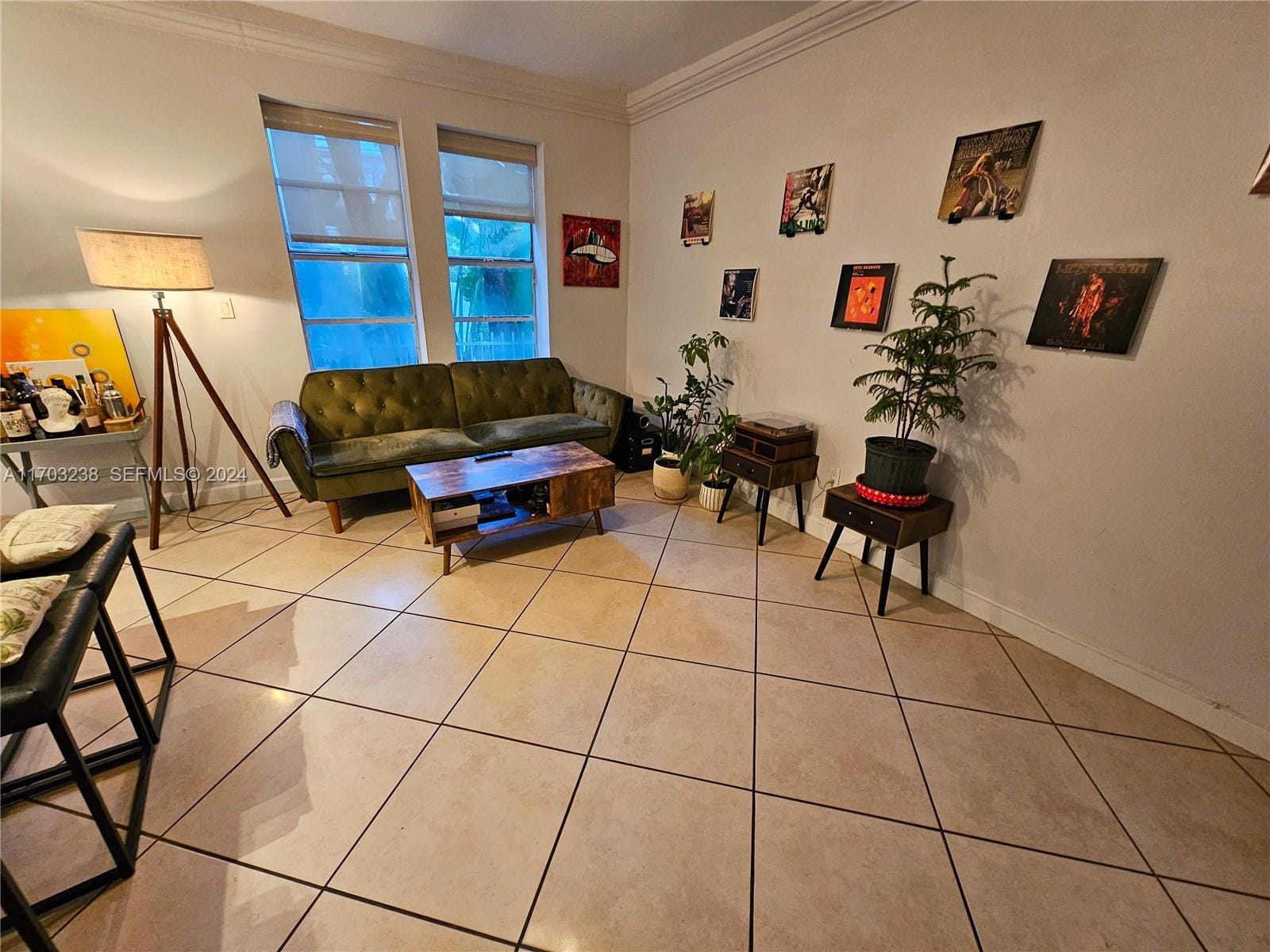 1559 Michigan Avenue 104 — photo 3