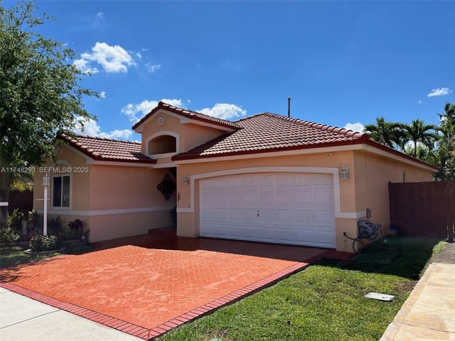 15738 SW 84th Terrace, Miami, FL 33193
