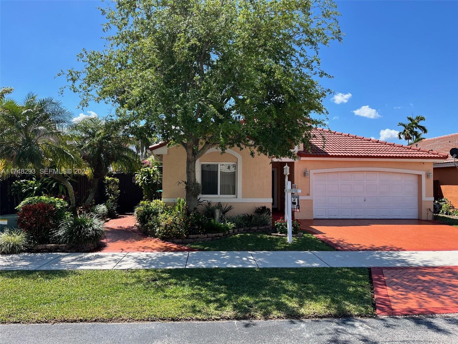 15738 SW 84th Terrace — photo 3