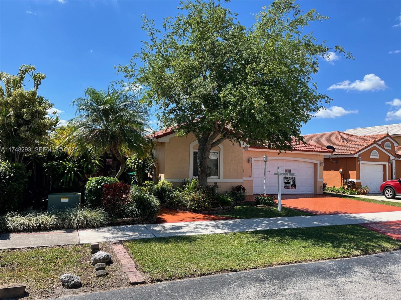 15738 SW 84th Terrace — photo 4