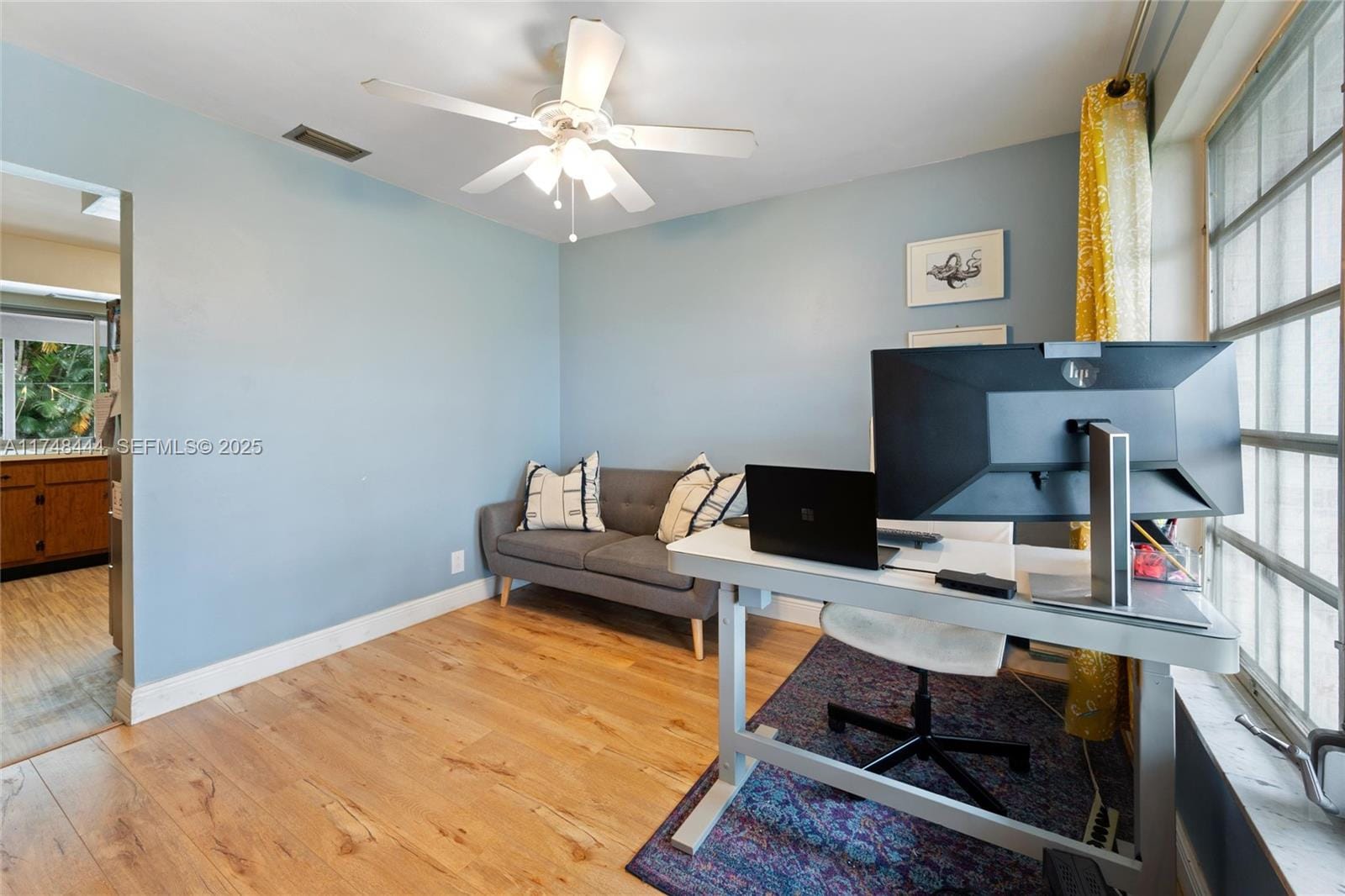 940 SW 52nd Avenue — photo 11