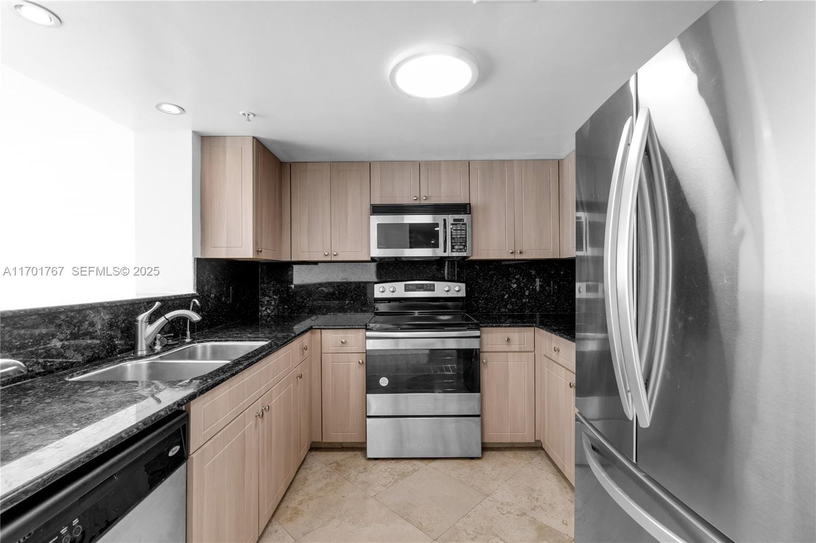 3000 Coral Way 1502, Miami, FL 33145 photo 4