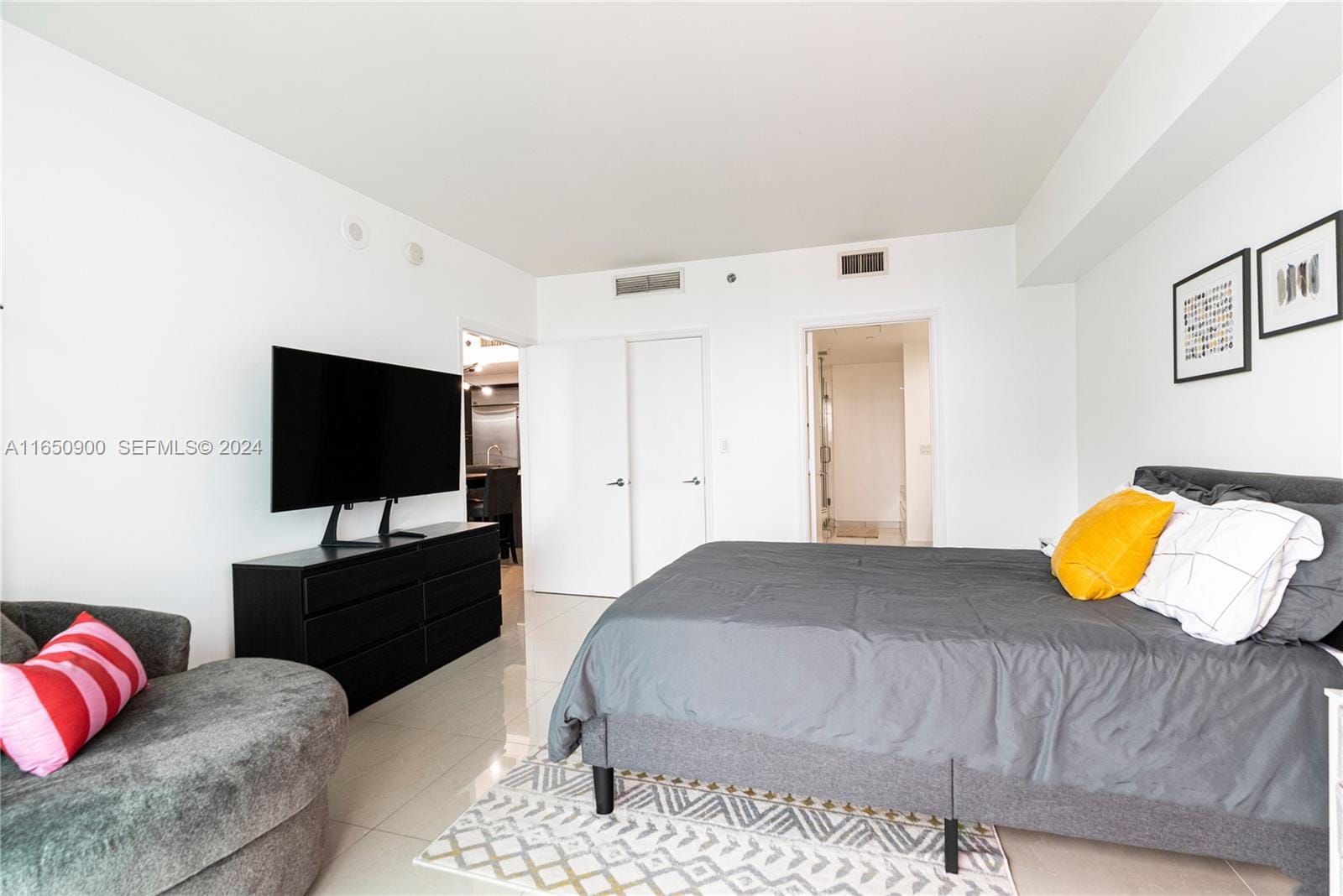 55 SE 6th Street 4005, Miami, FL 33131 photo 12
