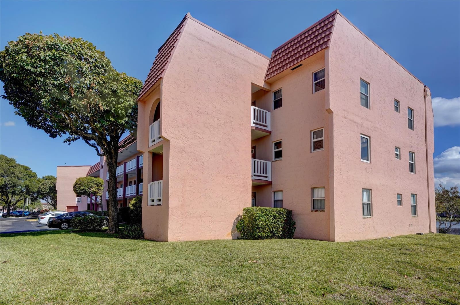 9440 Sunrise Lakes Boulevard 312, Sunrise, FL 33322 photo 15