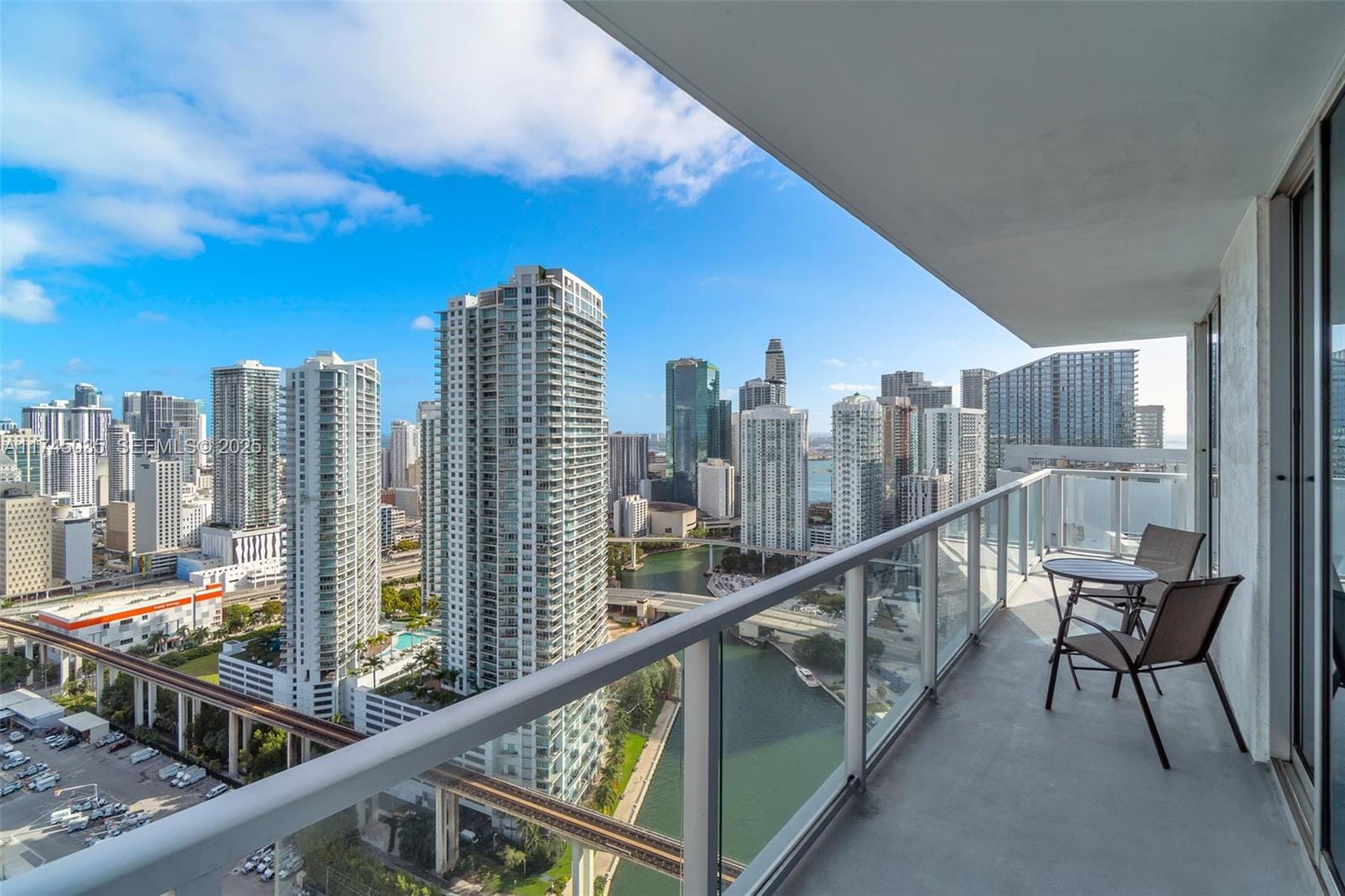 185 SW 7th Street 3811, Miami, FL 33130