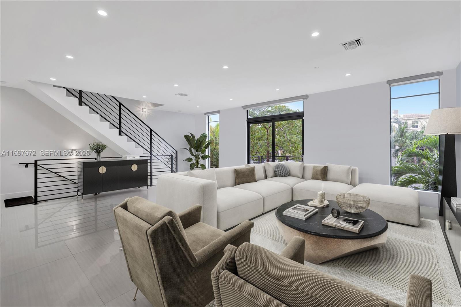 909 NE 16th Terrace 2, Fort Lauderdale, FL 33304