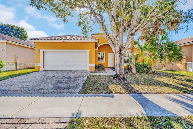 1340 SE 17th Avenue, Homestead, FL 33035