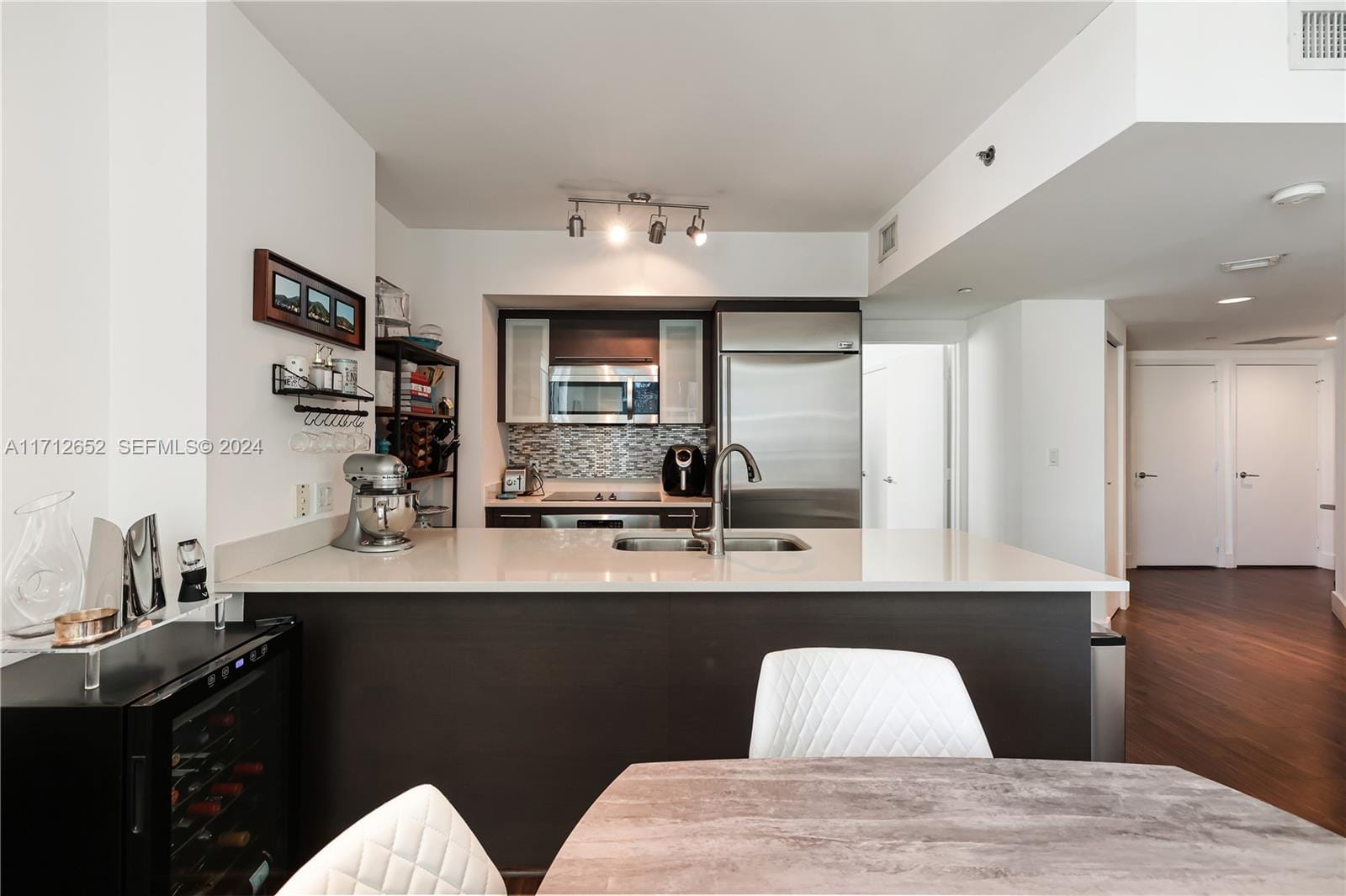 55 SE 6th Street 3407, Miami, FL 33131 photo 16