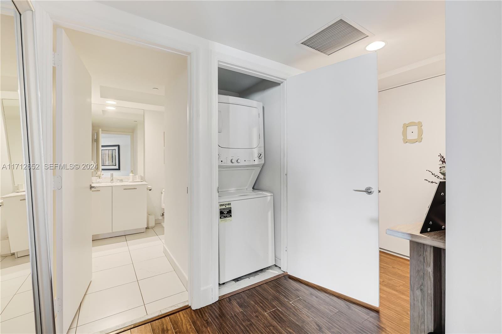 55 SE 6th Street 3407, Miami, FL 33131 photo 19