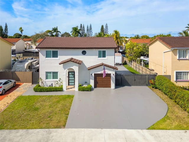 18174 SW 153rd Place, sold in Majestic Estates 2nd Addn, Miami, FL