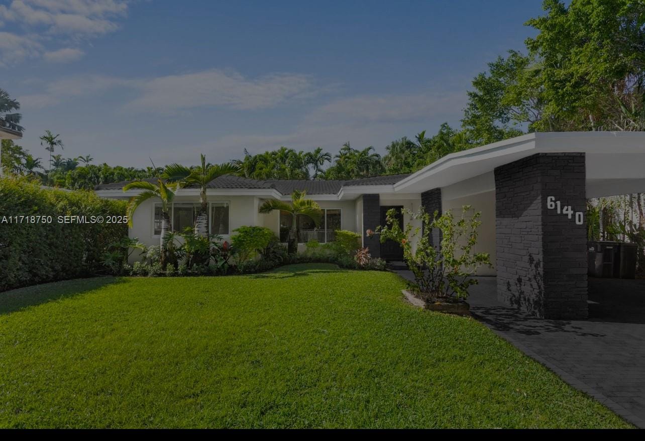 6140 Pine Tree Drive, Miami Beach, FL 33140 photo 2