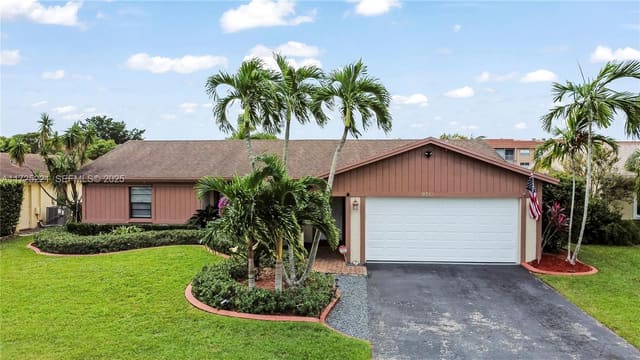 9510 NW 31st Place, sold in Welleby Unit Eight, Sunrise, FL