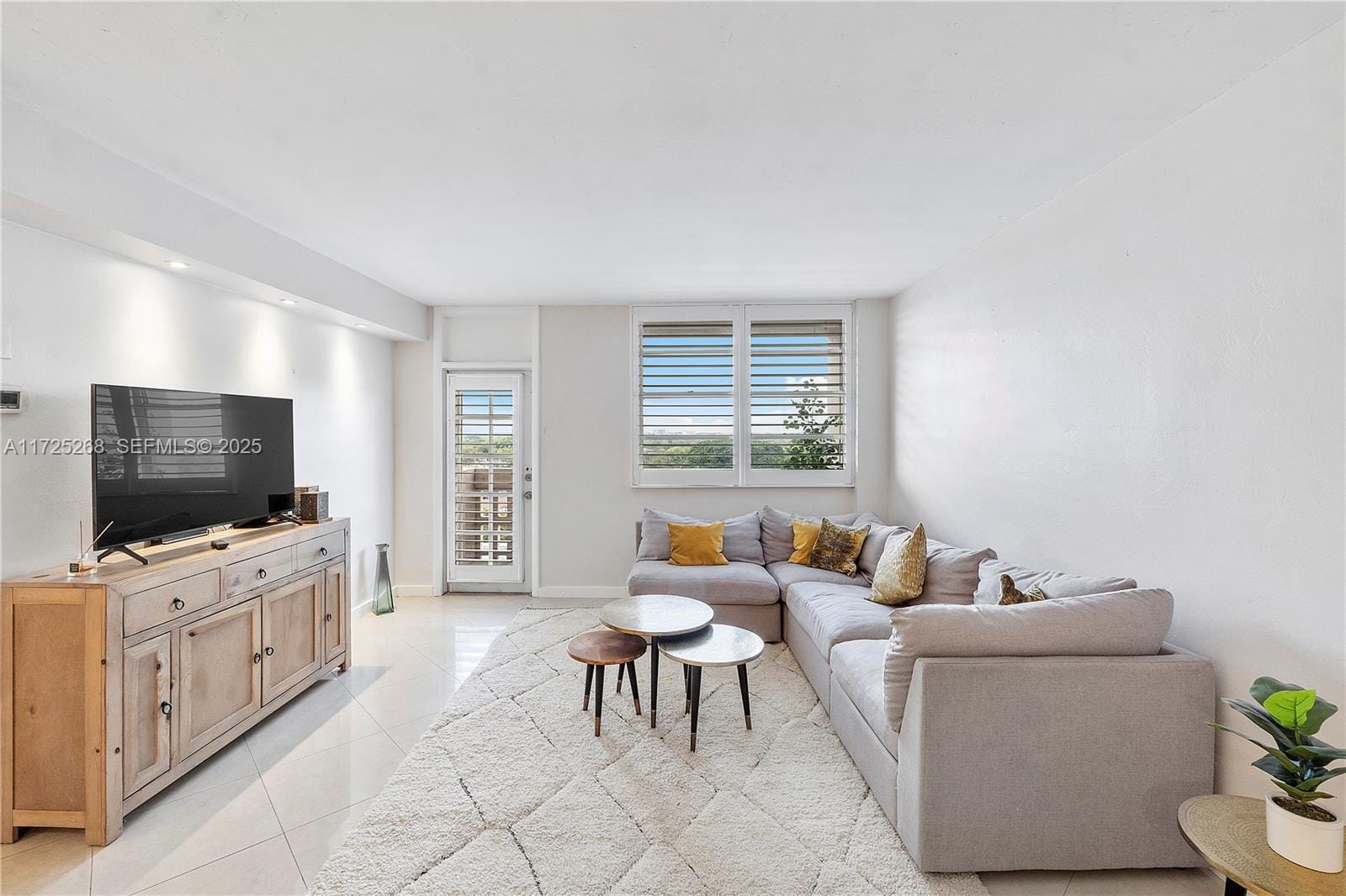 90 Edgewater Drive 1211, Coral Gables, FL 33133 photo 8