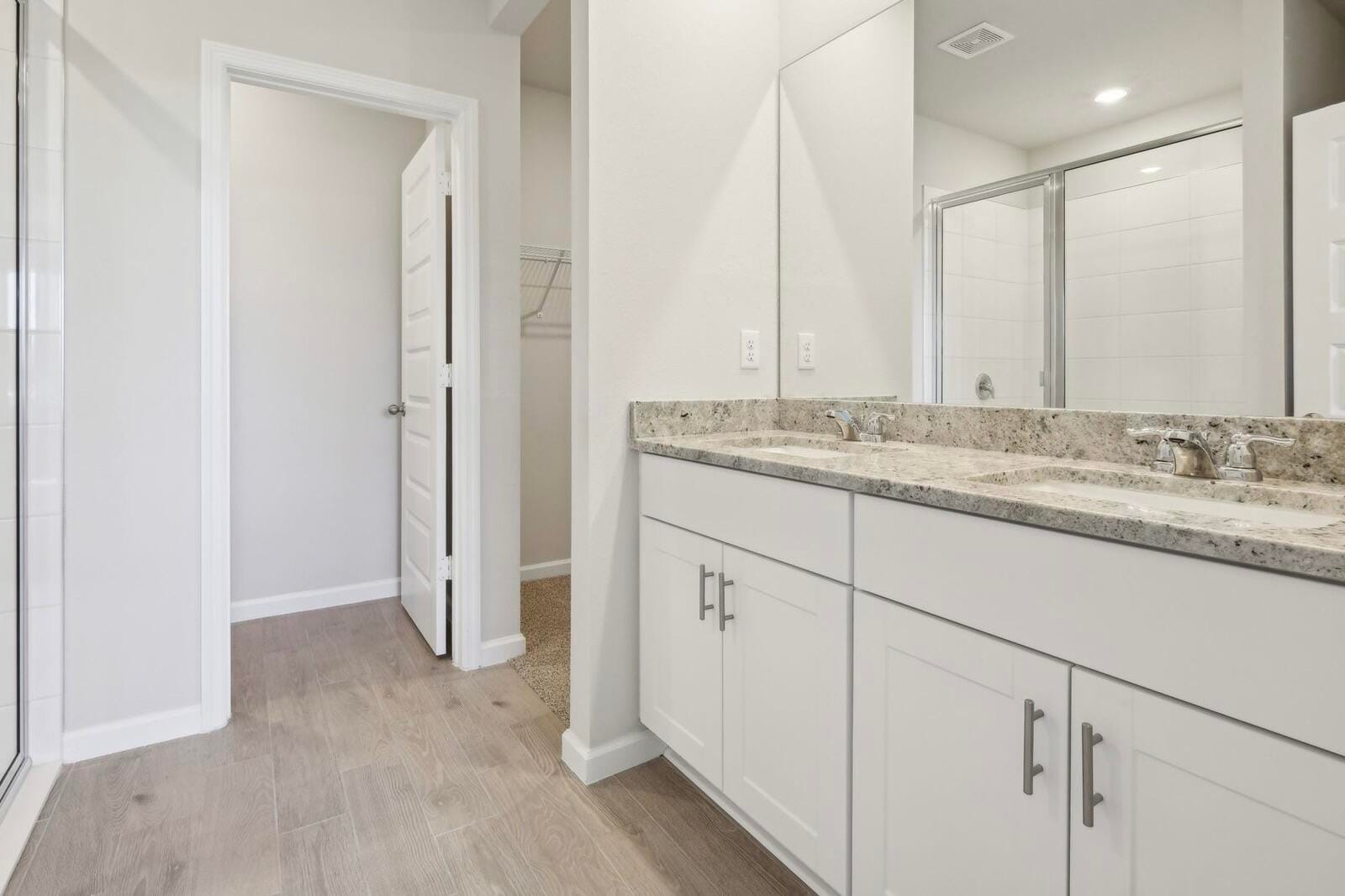 5405 Hampton Park Circle — photo 7