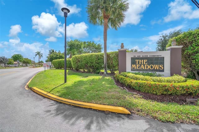 2343 SW 15th Place, Deerfield Beach, FL 33442