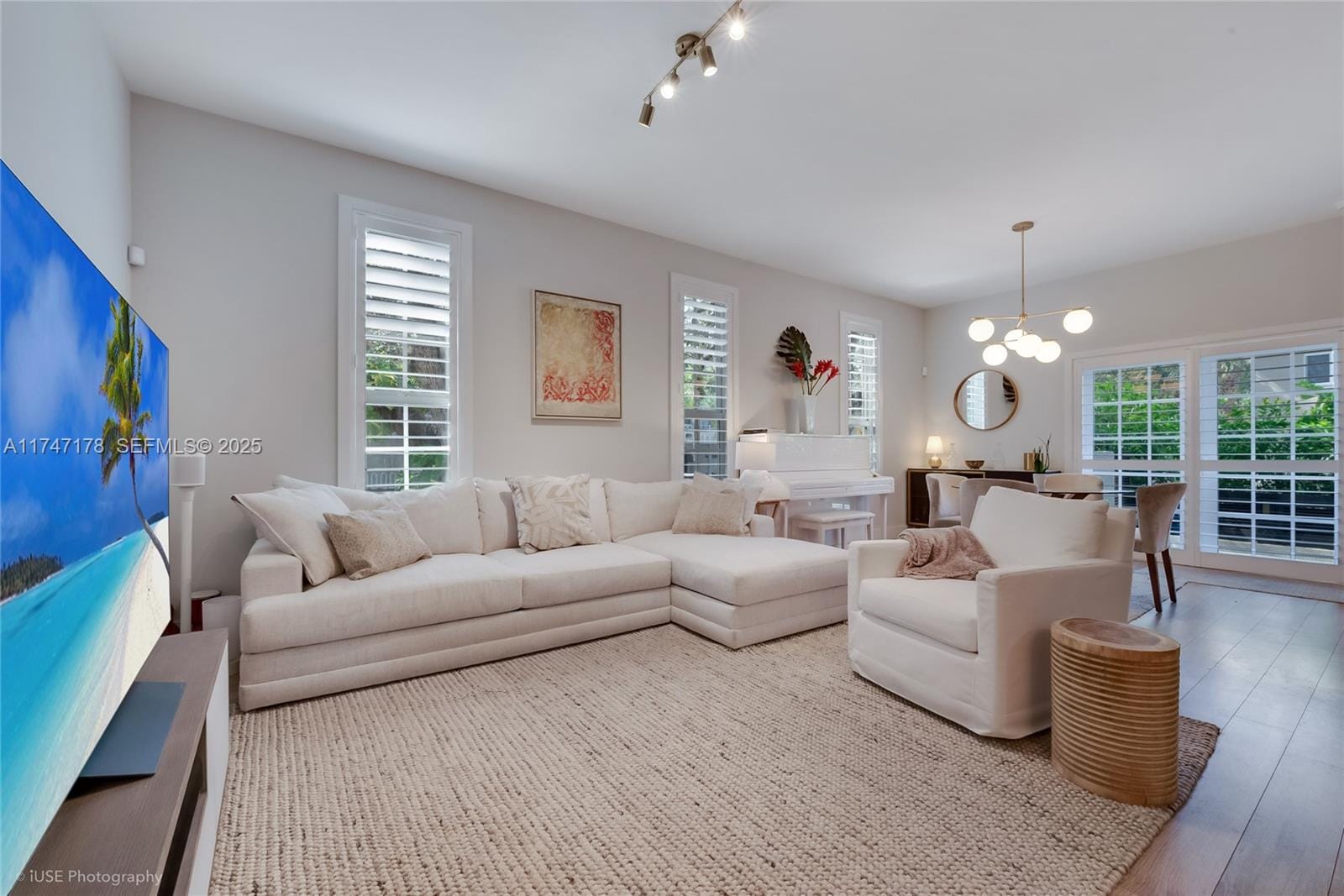 111 Edgewater Drive 1A, Coral Gables, FL 33133