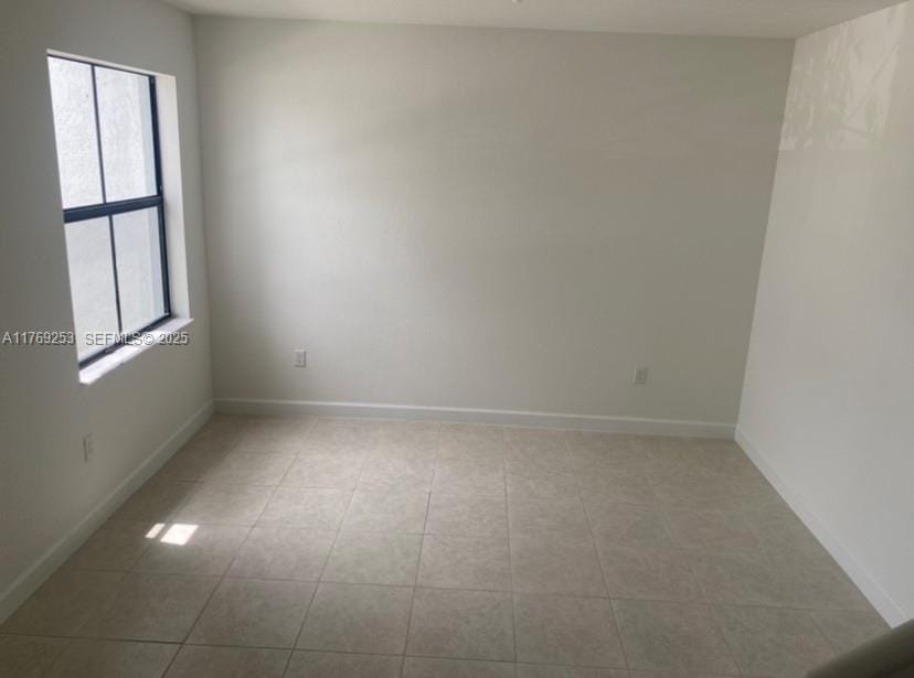 18082 SW 147 Court 0, Miami, FL 33187 photo 2