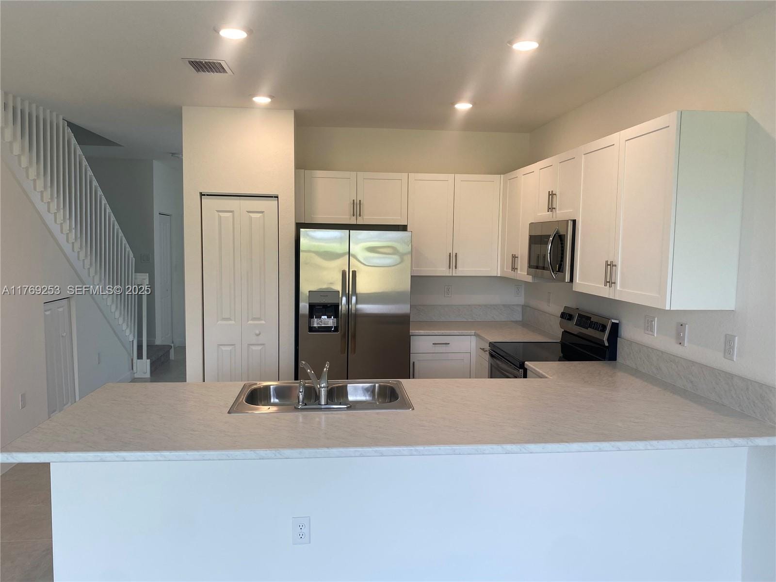 18082 SW 147 Court 0, Miami, FL 33187 photo 4