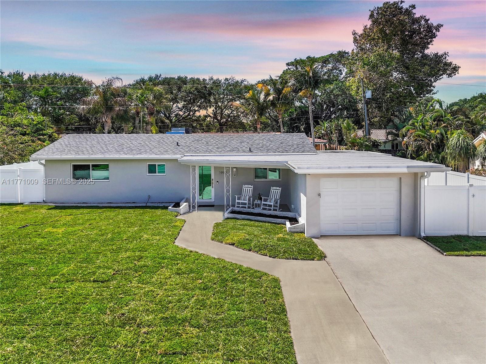 1990 NE 35th Street, Lighthouse Point, FL 33064