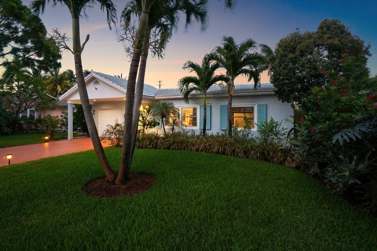 1222 N Palmway — photo 3