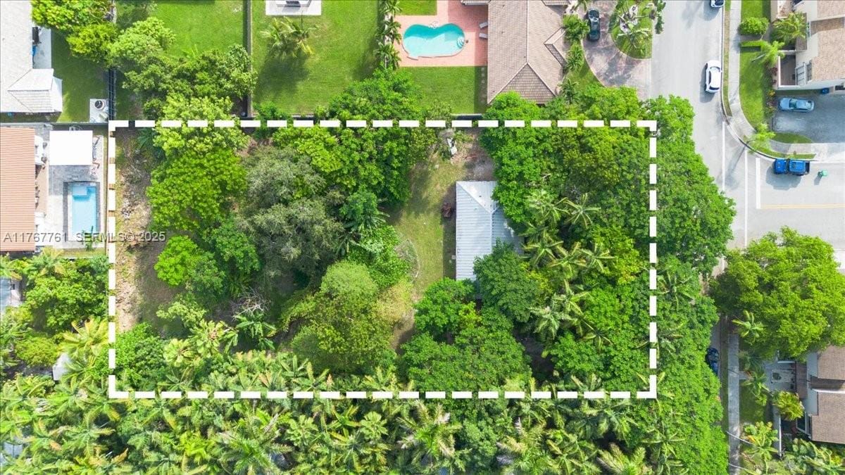 9055 SW 158th Street, Palmetto Bay, FL 33157