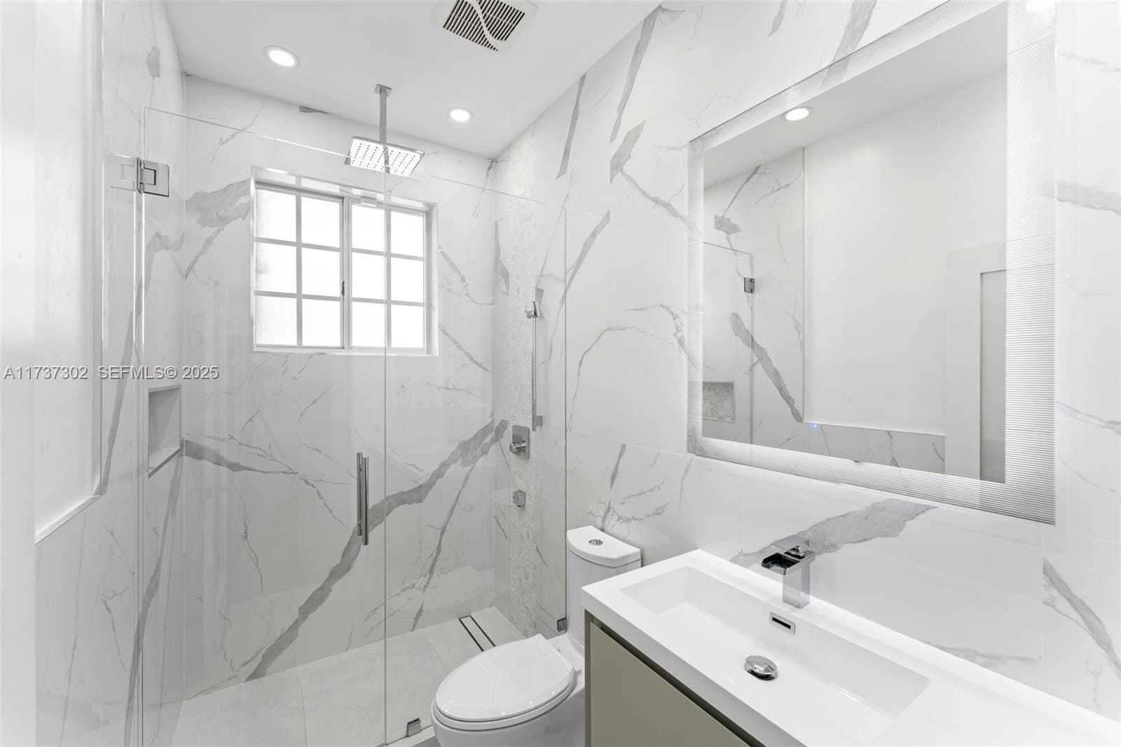 16801 NW 77th Place, Miami Lakes, FL 33016 photo 24