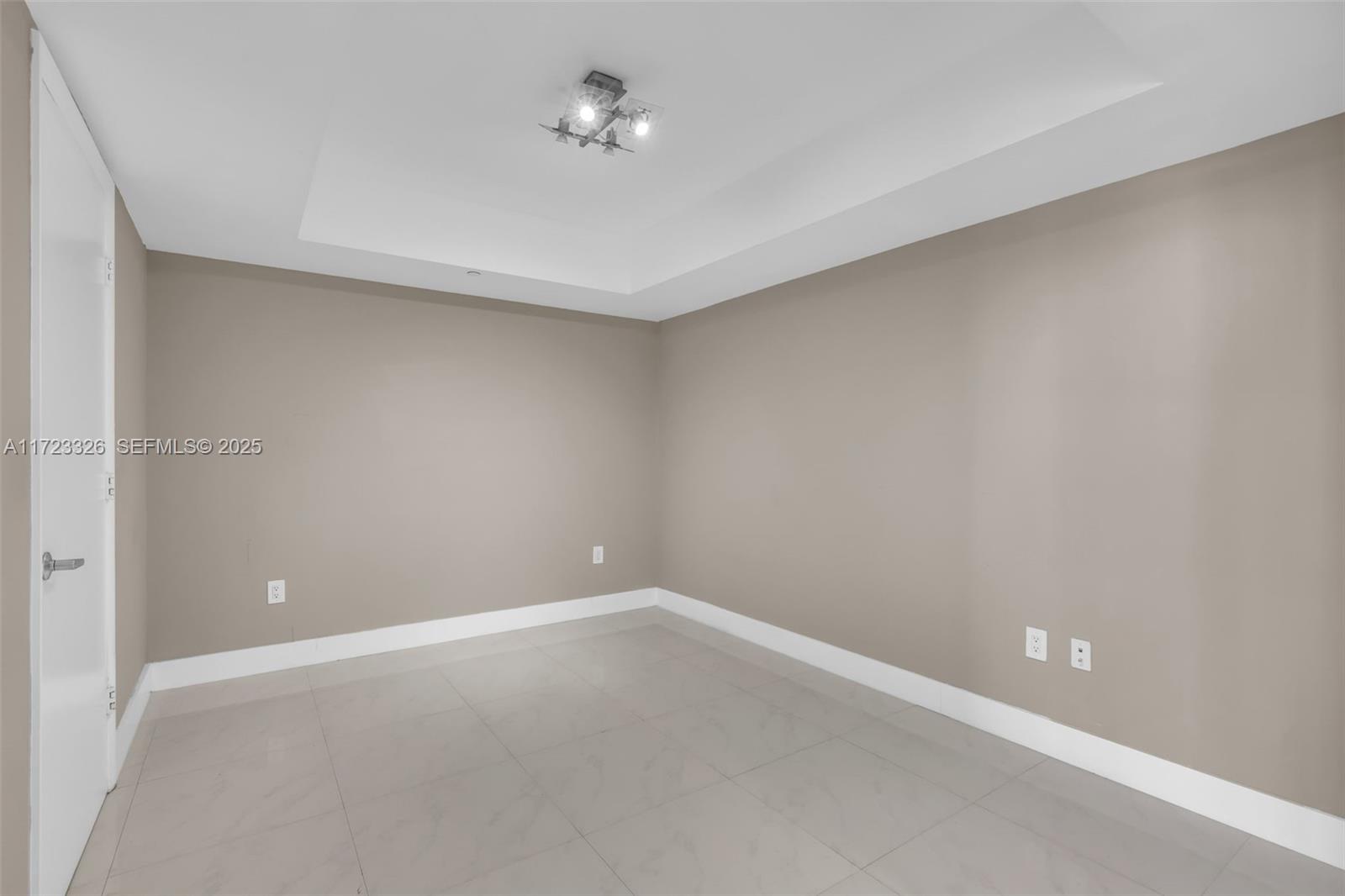 50 Biscayne Boulevard 4208, Miami, FL 33132 photo 26